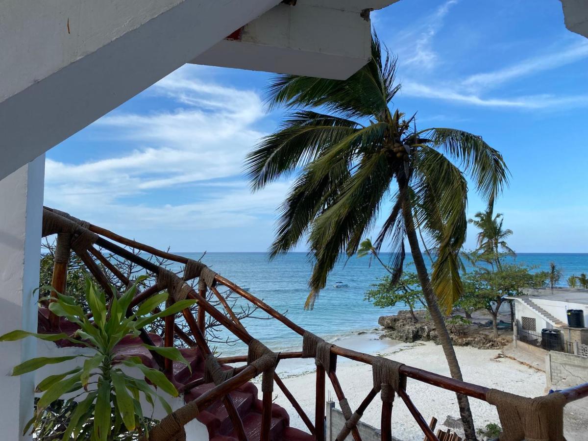 Zaina'S Beach House 눙귀 외부 사진